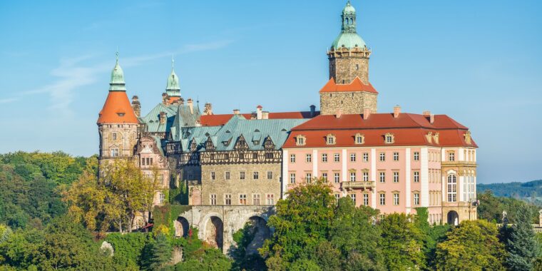 Zamek Książ — ceny biletów i godziny zwiedzania 2026