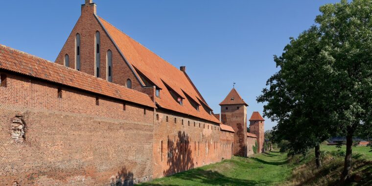 Zamek w Malborku — ceny biletów i godziny zwiedzania 2026