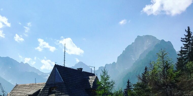 Droga na Morskie Oko z Palenicy Bialczanskiej - szlak w Tatrach